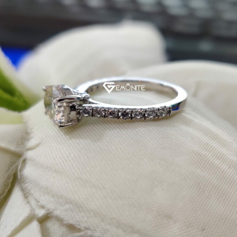 East-West Fit Oval Engagement Ring, Wedding Ring, 3.0 Tcw Oval Cut Moissanite Half Eternity Ring