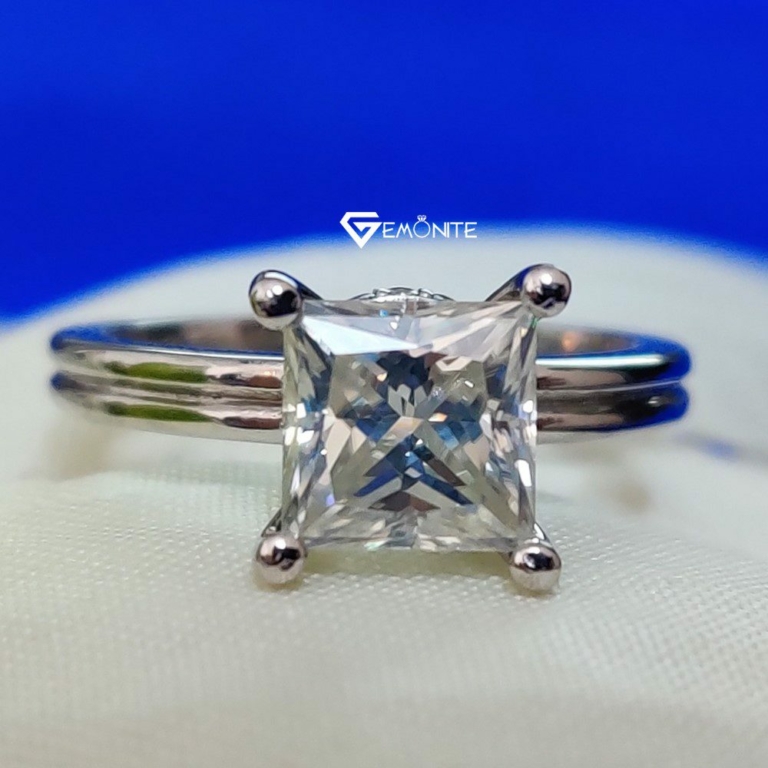 2 Ct Princess Cut VVS Simple Yet Classy Dual Band Style Moissanite Engagement Ring for Women 2 Ct Princess Cut VVS Simple Yet Classy Dual Band Style Moissanite Engagement Ring for Women