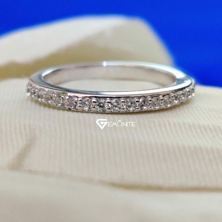Antique 0.60 Tcw Designer Round Cut Moissanite Wedding Band, Anniversary Ring, Classy Band Ring for Women