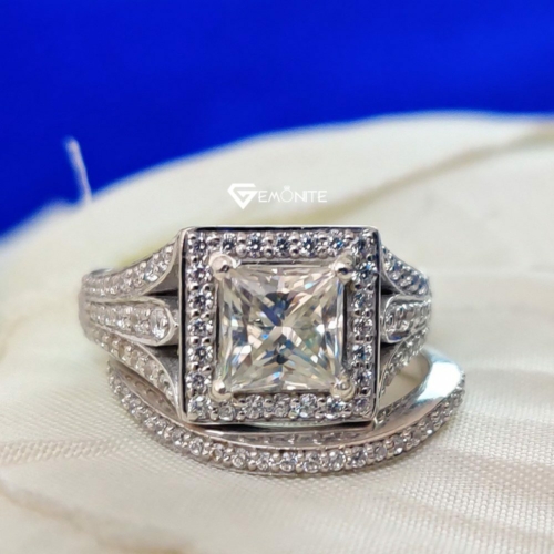 3.5TCW VVS Antique Colorless Princess Cut Designer Moissanite Wedding Set, 3 Way Split Shank Bridal Set 3.5TCW VVS Antique Colorless Princess Cut Designer Moissanite Wedding Set, 3 Way Split Shank Bridal Set
