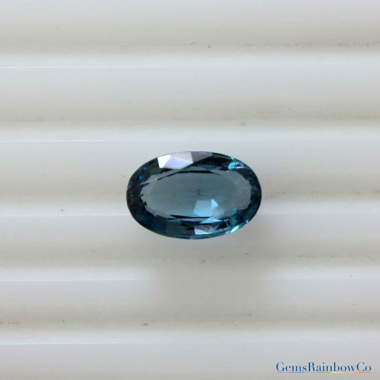Stunning Natural Deep blue Aquamarine, 3.13 carat Oval, 11X7 mm