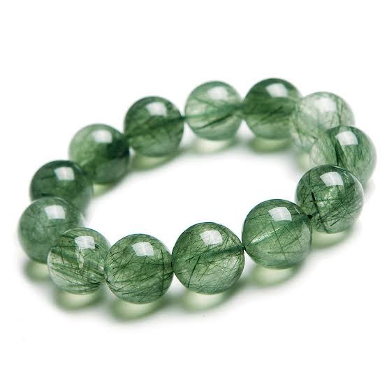 Facts About Green Rutilated Quartz Meanings, Properties, and Benefits