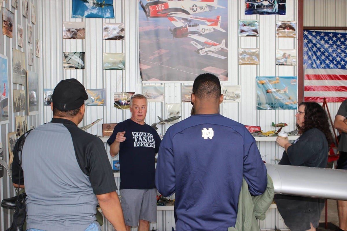 Pilots school young actors in the art of flying — General Aviation News