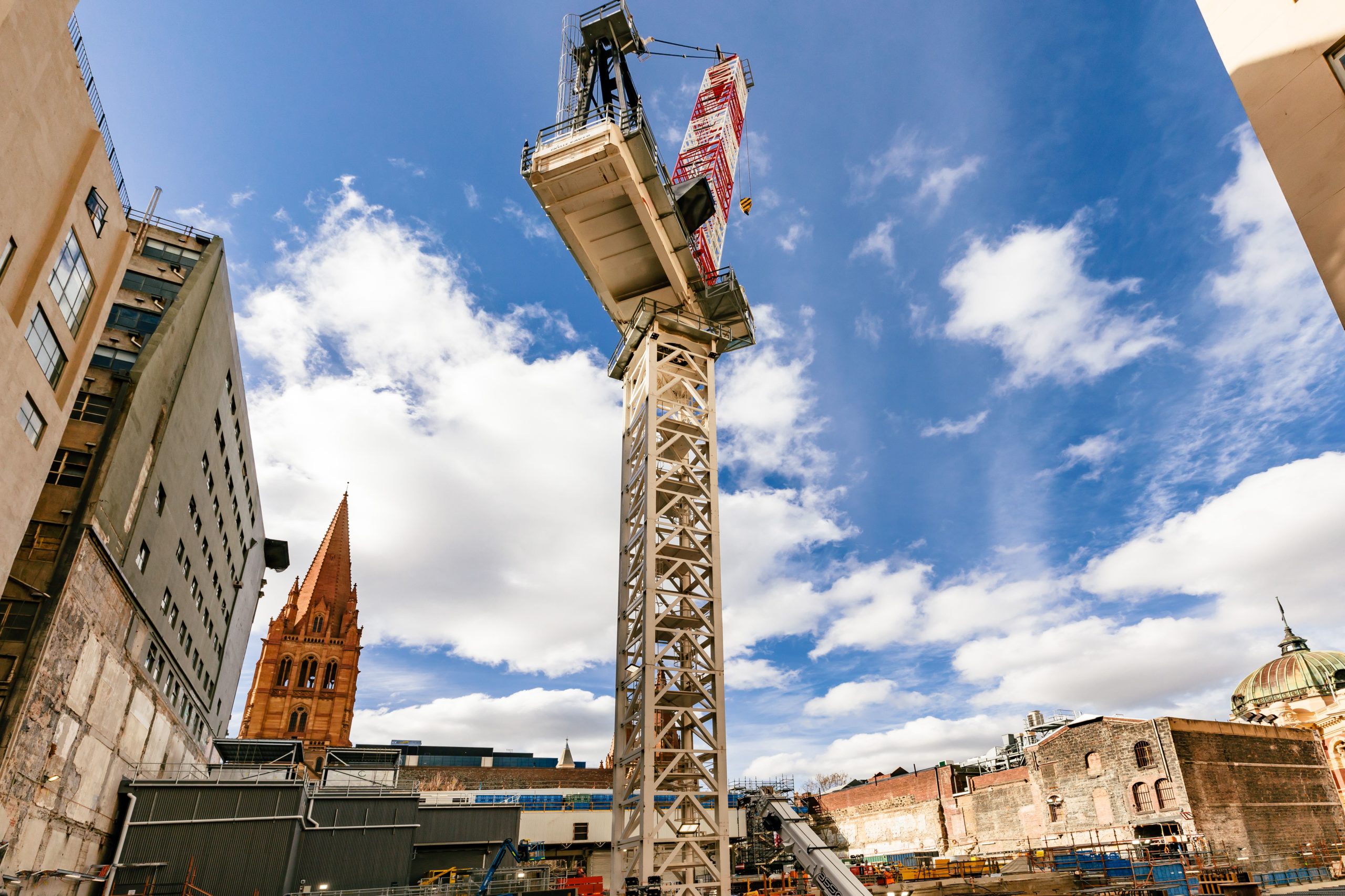 General Cranes Australia // Leading Crane Lifting Solutions Company