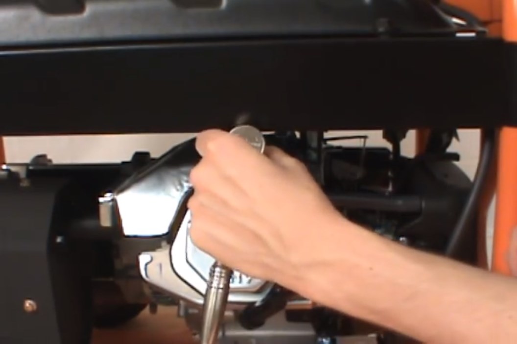 🥇 How to [CHANGE] Air Filter in Your Generator 6 Steps & Video (Mar. 2020)