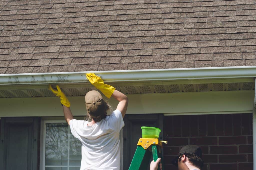 Gutter Cleaning Companies Need Business Insurance