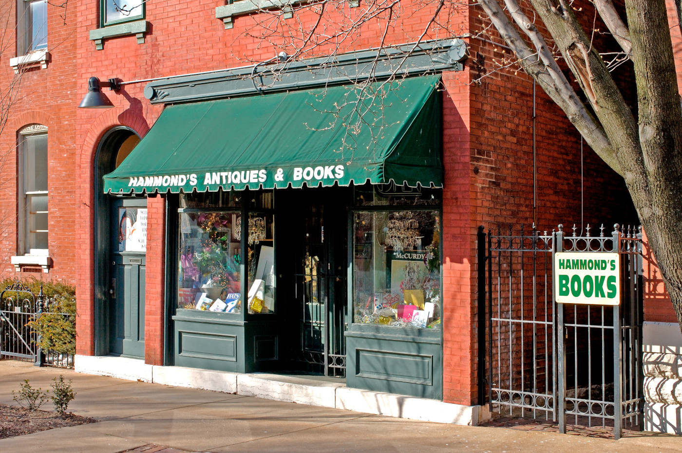 Hammond’s BooksBook Clerk , GenesisStl