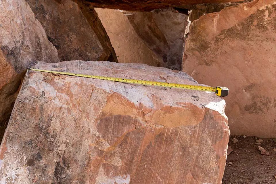 Rock Sandstone Boulders 4' plus Geneva Rock Products