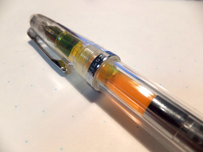スケルトンのふでDEまんねん(セーラー万年筆 / インク工房限定)で色と自由な筆記線を遊ぶ げんきざっくざく