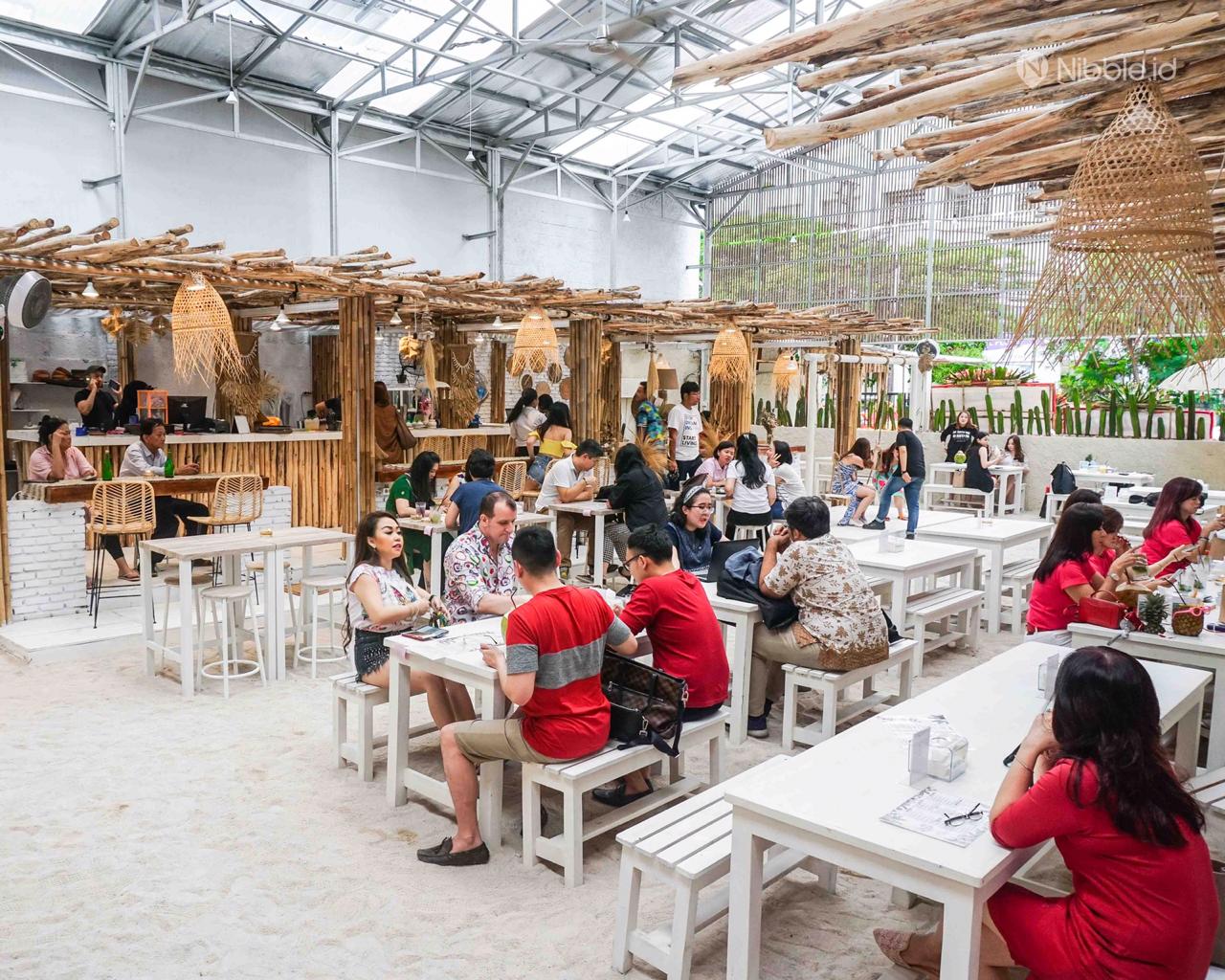 Hey Beach, Café Unik Bernuansa Pantai di Jakarta