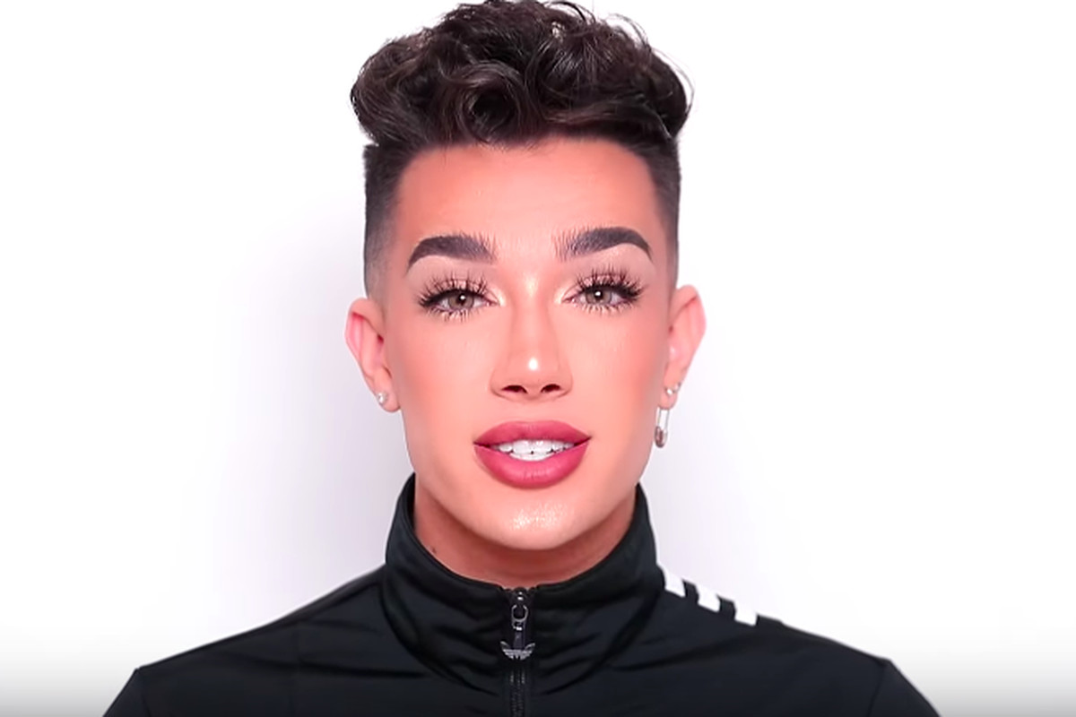 Pourquoi James Charles a partagé une photo de lui nu? Les Gens