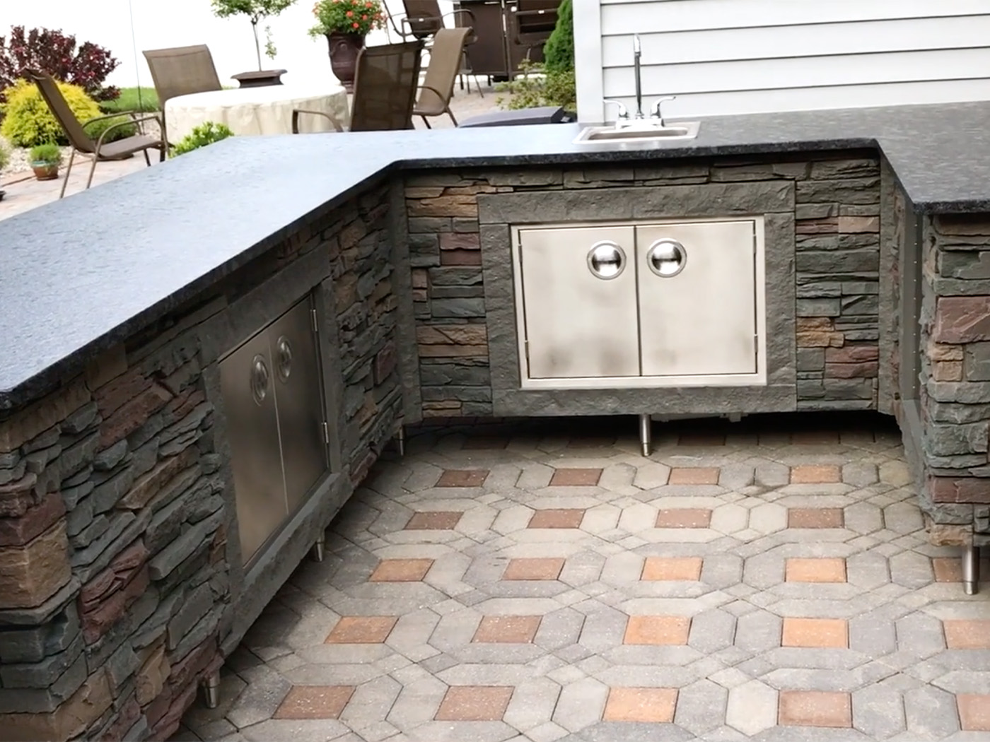 Building a DIY Outdoor Kitchen with Teresa GenStone