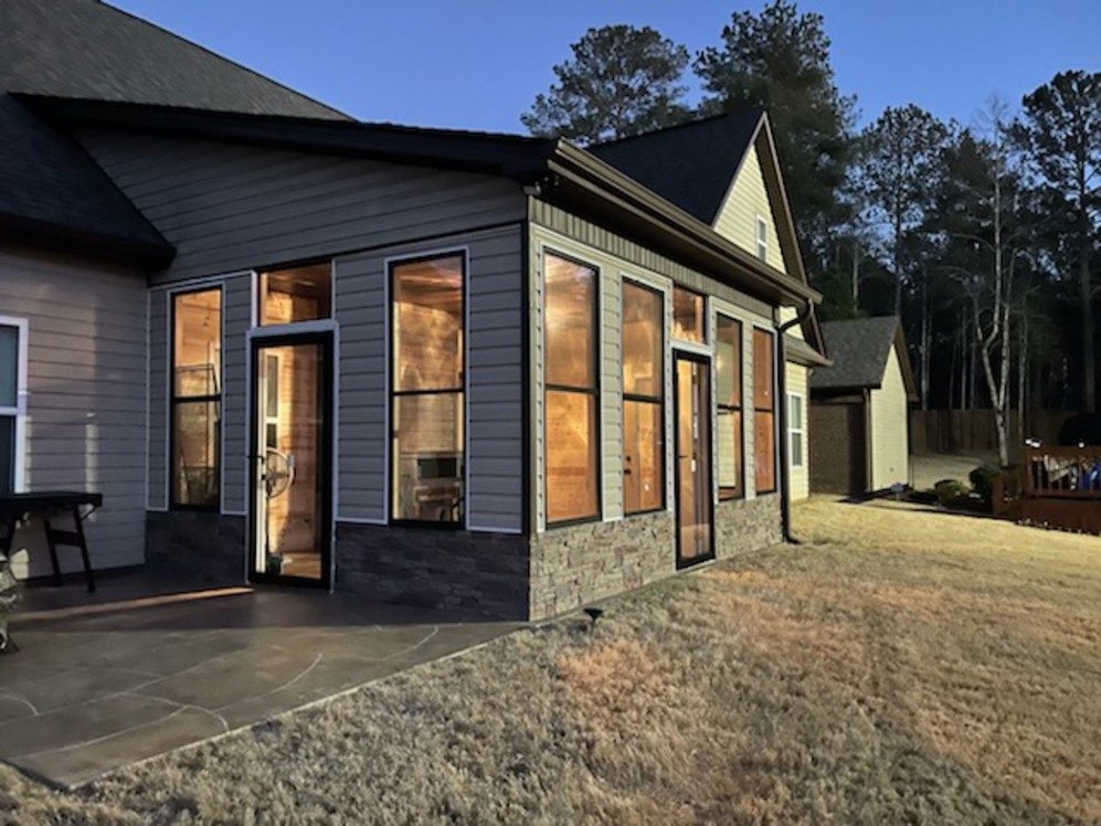 Exterior Wainscoting Under Windows Project Idea GenStone
