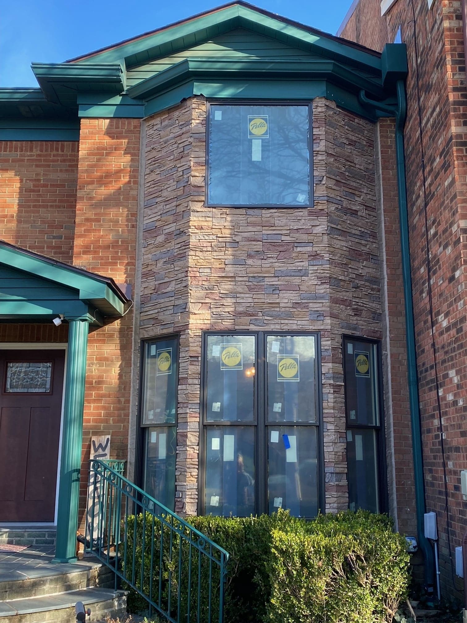 John's Faux Stone Bay Window Siding GenStone