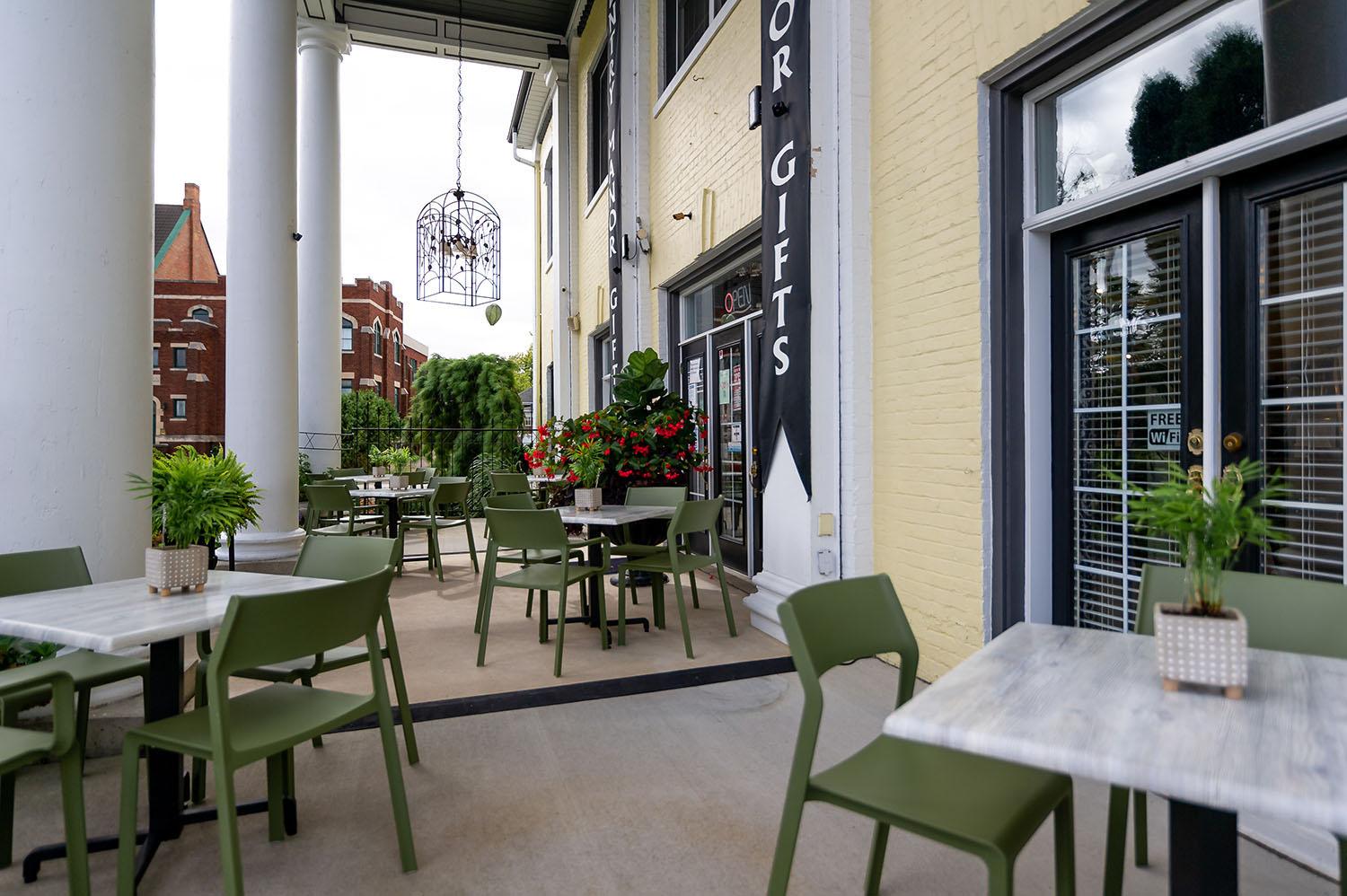 Small Plates Restaurant Gentry Manor