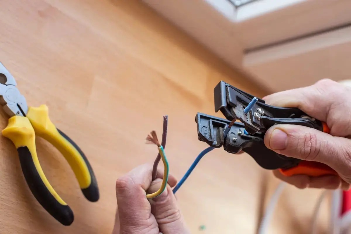 Why Is My Outlet Buzzing? ( Signs To Call An Electrician)