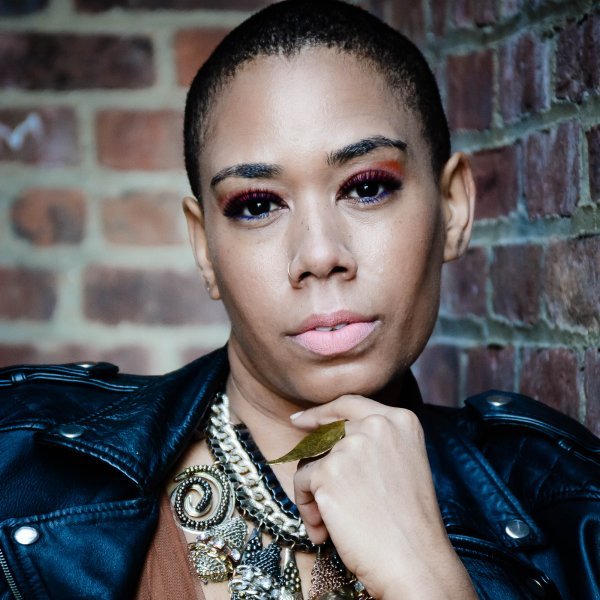 Nicole Miranda [Profiles] • Instagram, Twitter, TikTok Foller