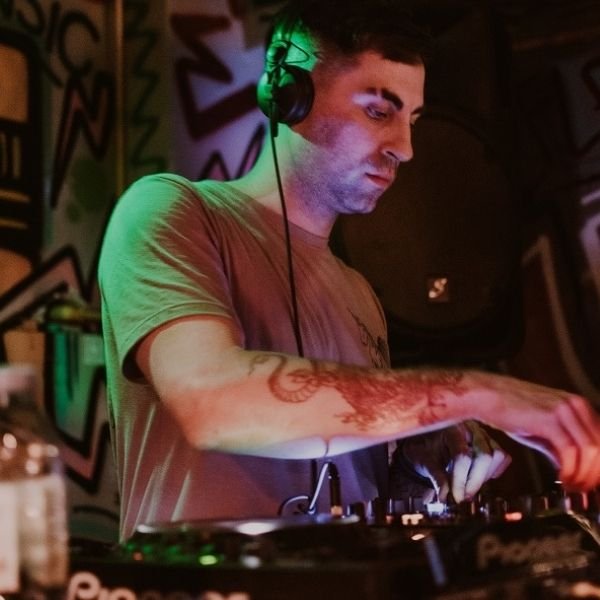 Wallo Tracks & Releases on Traxsource