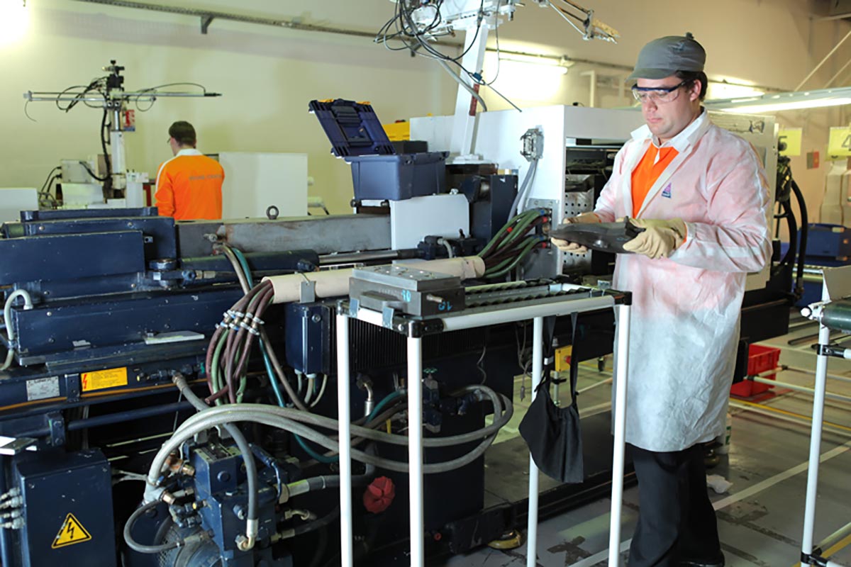 Why Your Manufacturing Workstation Needs a Makeover Geolean USA