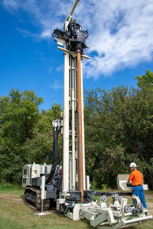 8250LS Sonic Drill Rig Geoprobe Systems® Sonic Boring