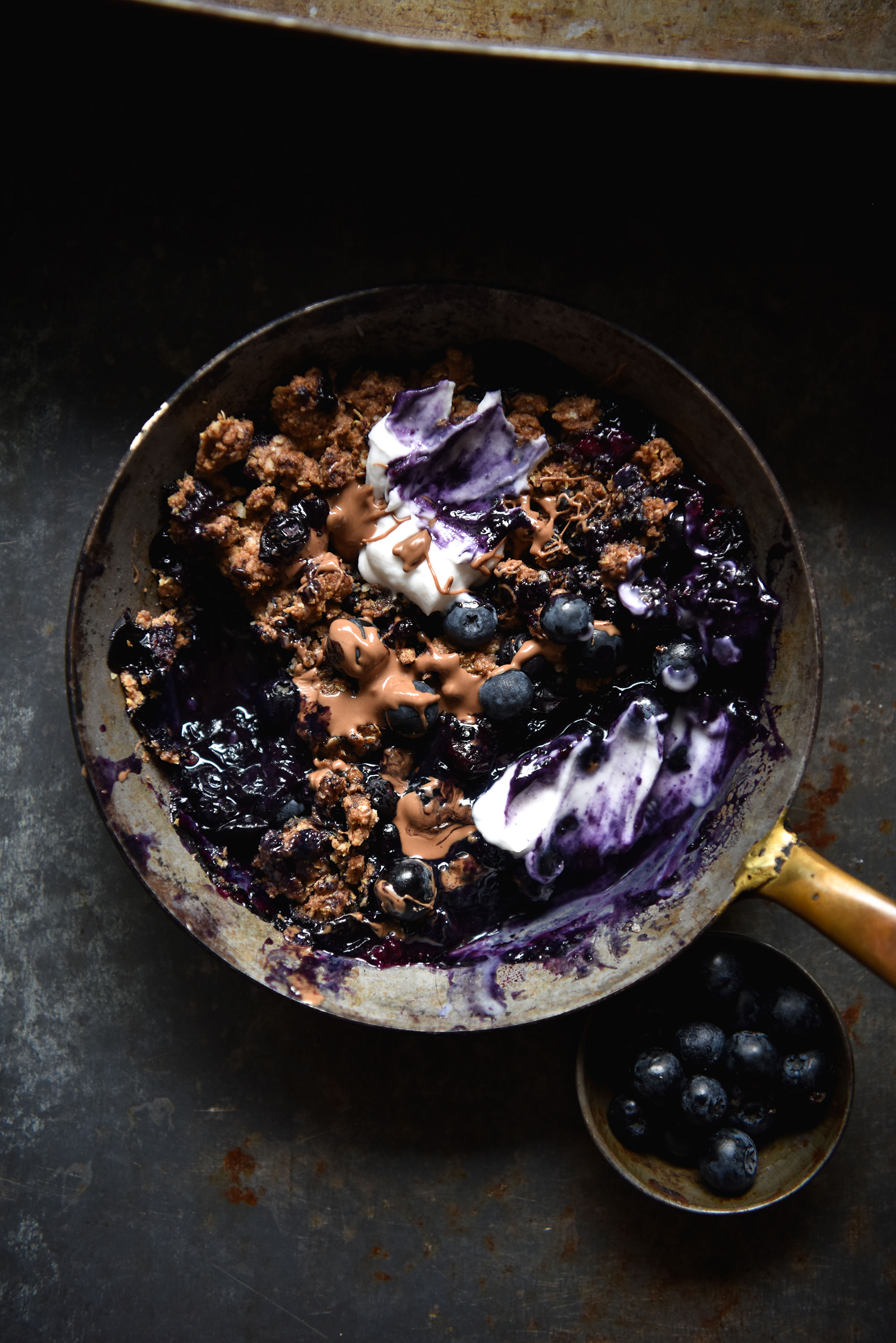 Gluten free roasted banana and quinoa flake crumble Eats