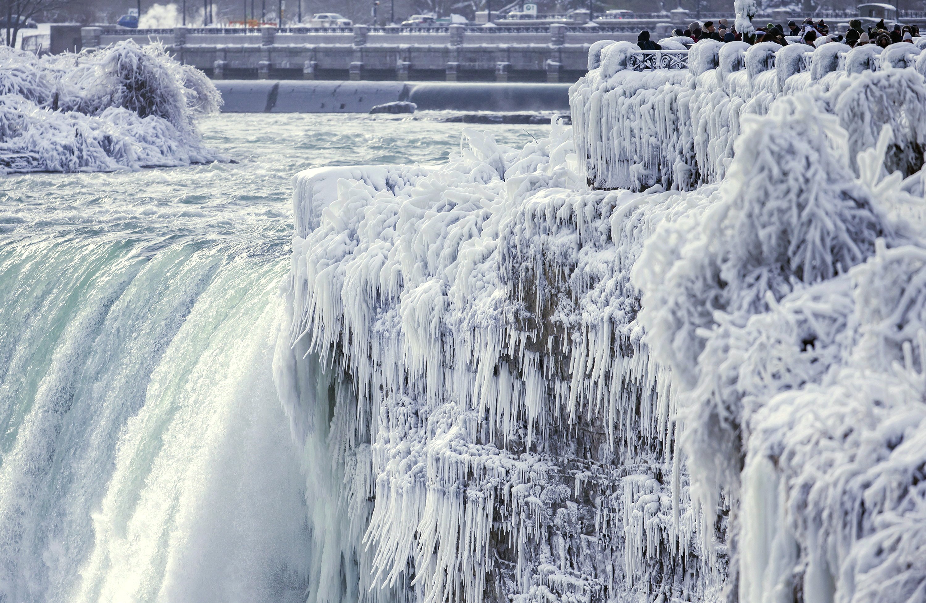 ALMOST FROZEN NIAGARA FALLS!