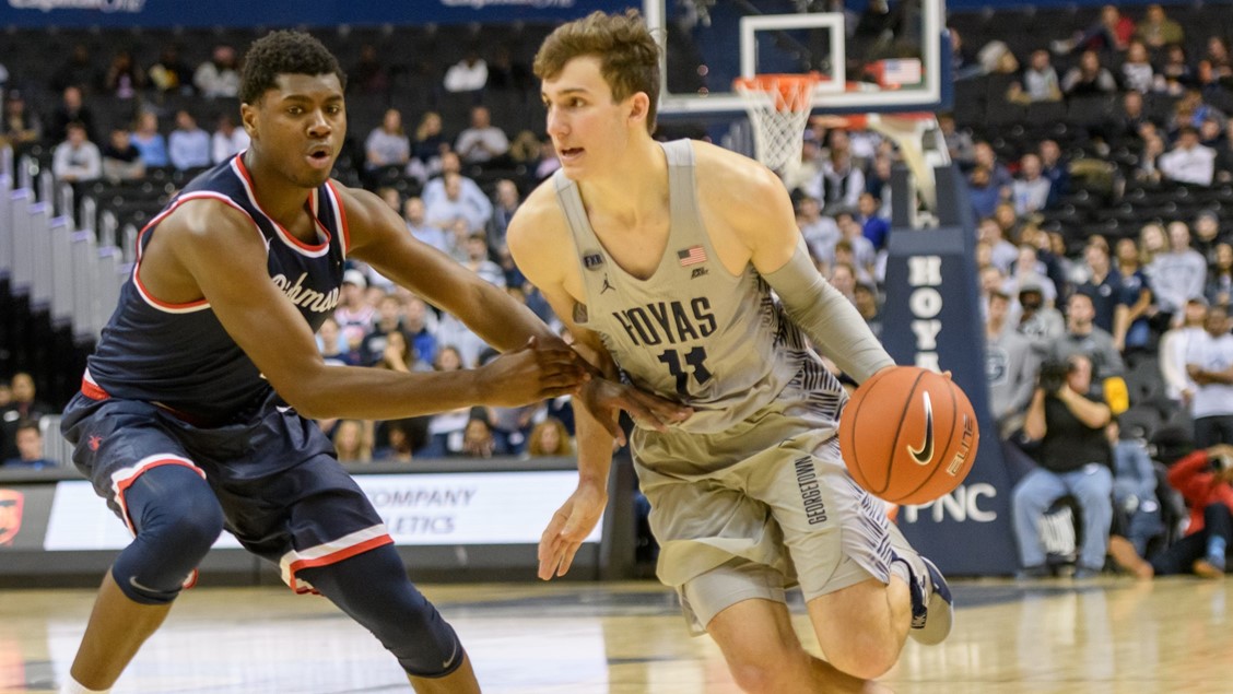 Men's Basketball Defeats Richmond Despite Uninspired Performance The