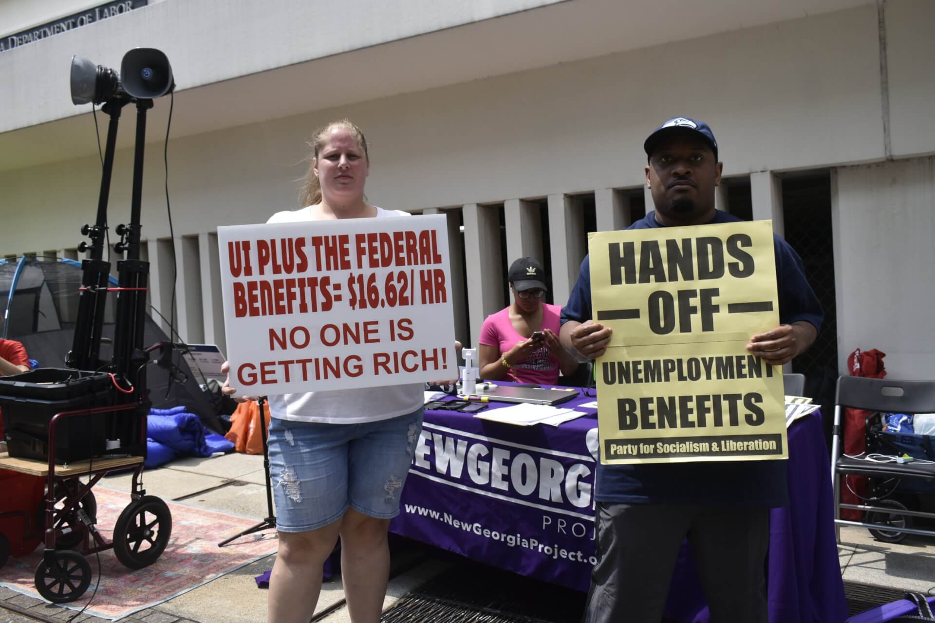 End of the line for jobless reliant on 300 weekly federal