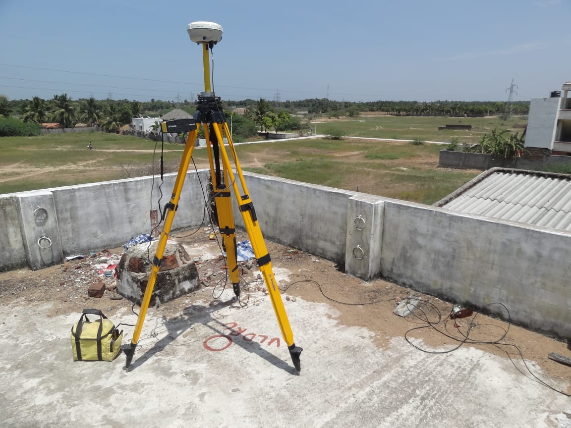 Trimble allinone surveying solution for O&G sector