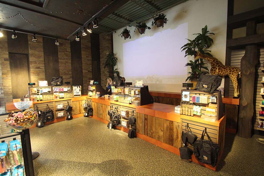 Indianapolis Zoo Gift Shop • Gerken Retail Design Consultant