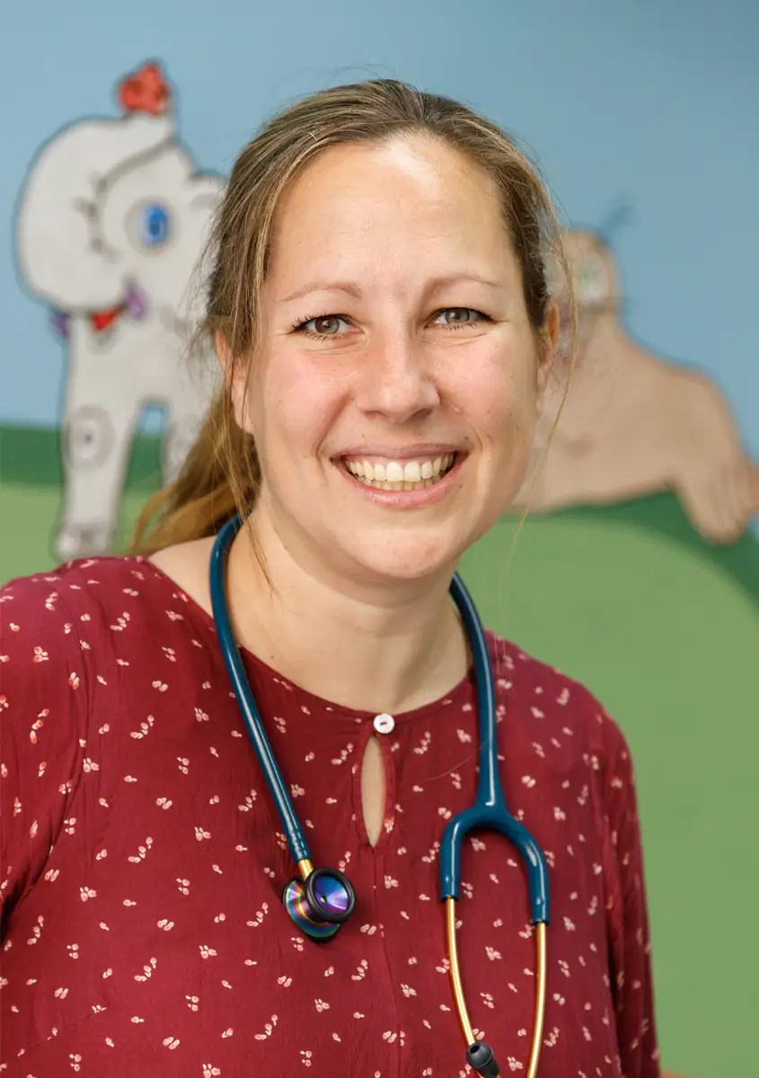 Kinderarzt in Marbella Kinderärztin Dr. med. Laura Schrörs