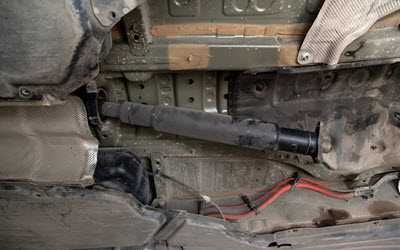 Things To Look For If You Suspect a Driveshaft Support Failure in Your