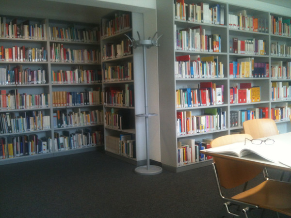 Gestik Bibliothek