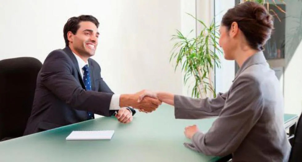 ¿Cómo prepararte para una entrevista de trabajo? 10 cosas