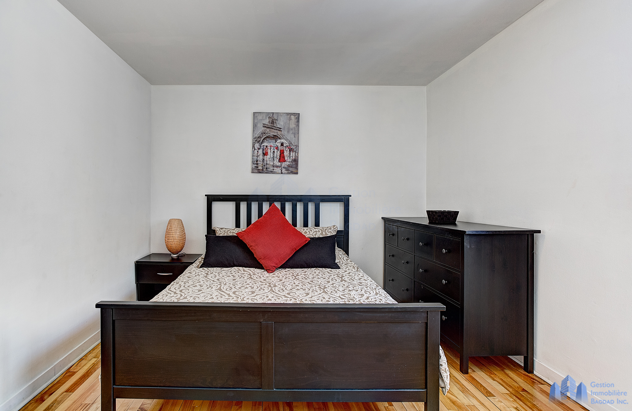 4 1/2 for rent Laval des rapides all inclusive 108 Gestion