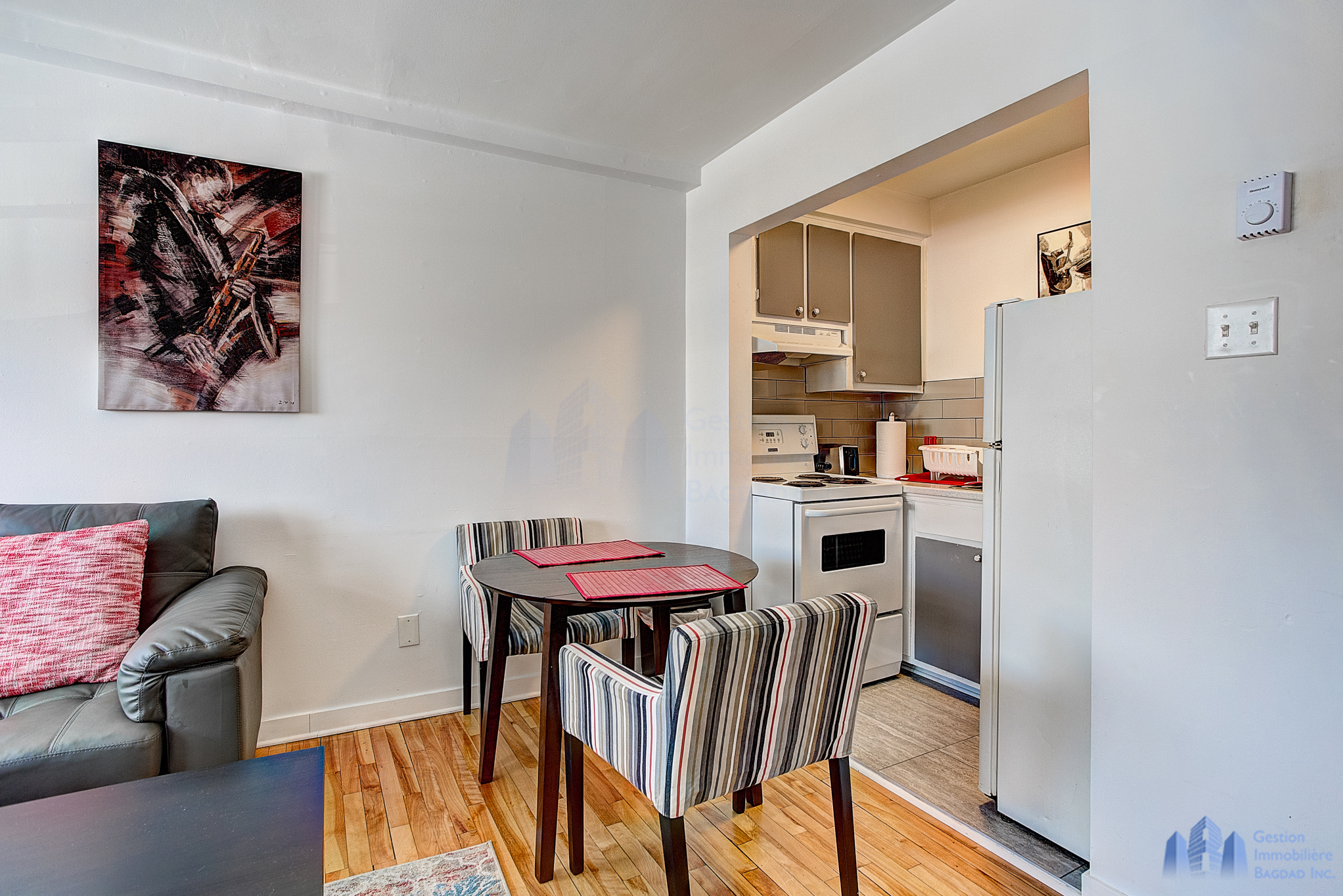 3 1/2 for rent Laval des rapides All furnished Gestion Immobilière