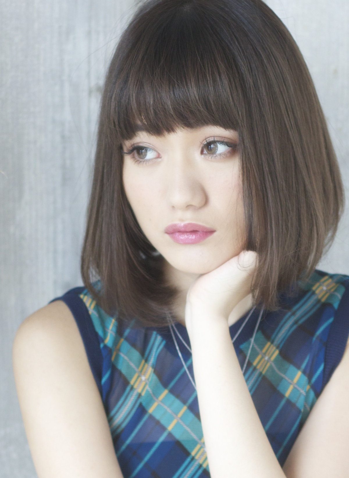 【髪型】ボブの前髪ありで黒髪におすすめなヘアスタイル！ GetBeauty