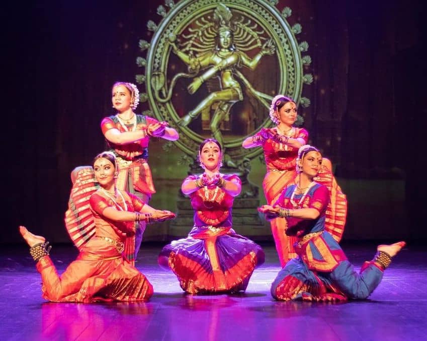25 Indian Dance Costumes Rock the stage on fire