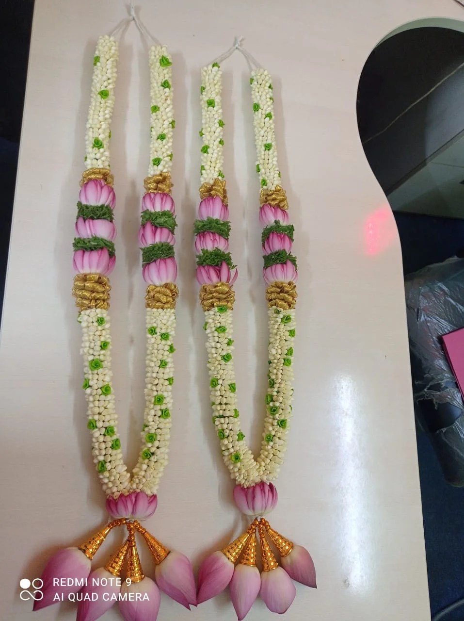 Jasmine & Lotus Garland With Green Dots GetFlowersDaily