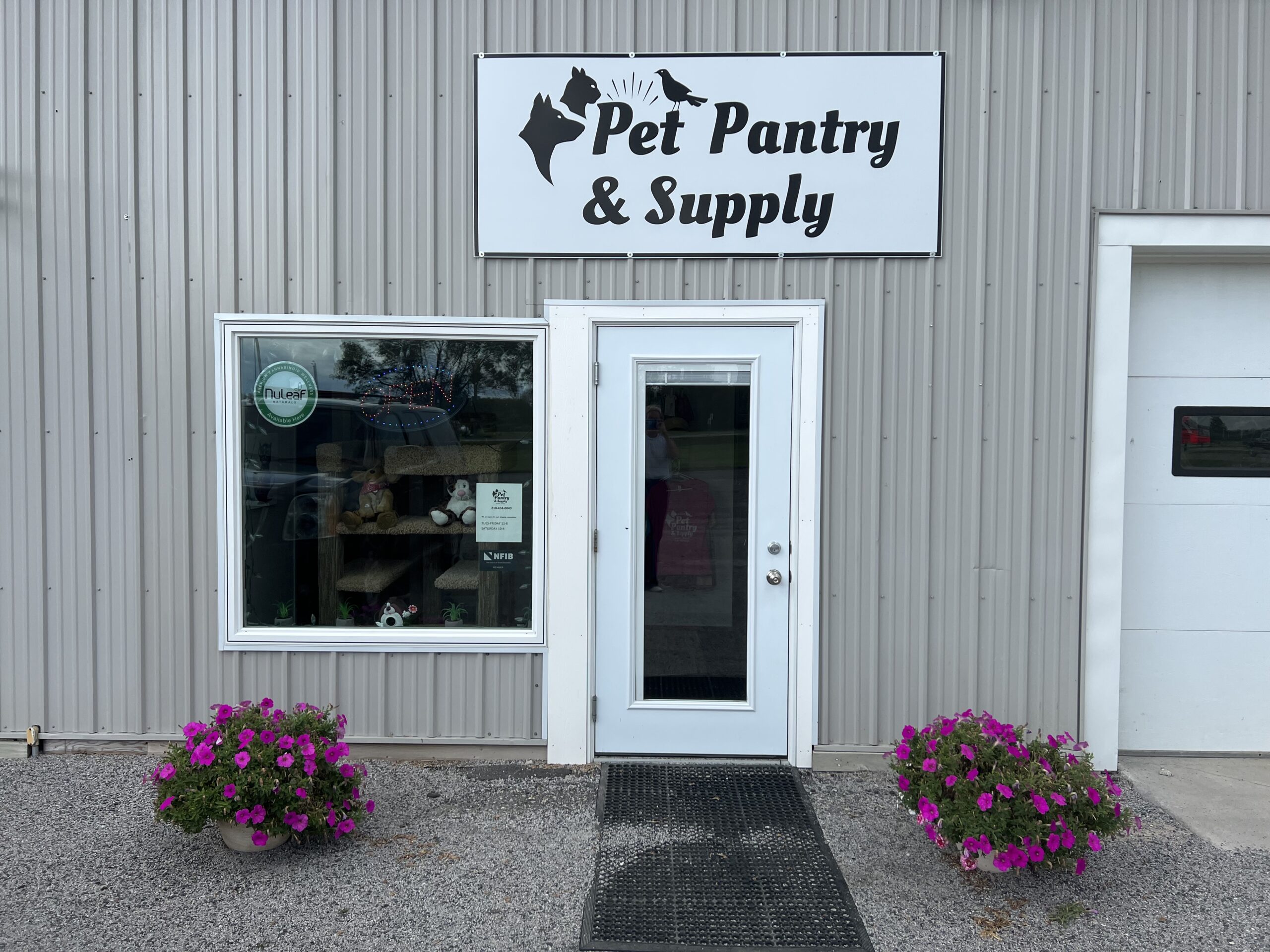 Pet Pantry and Supply Baudette, MN
