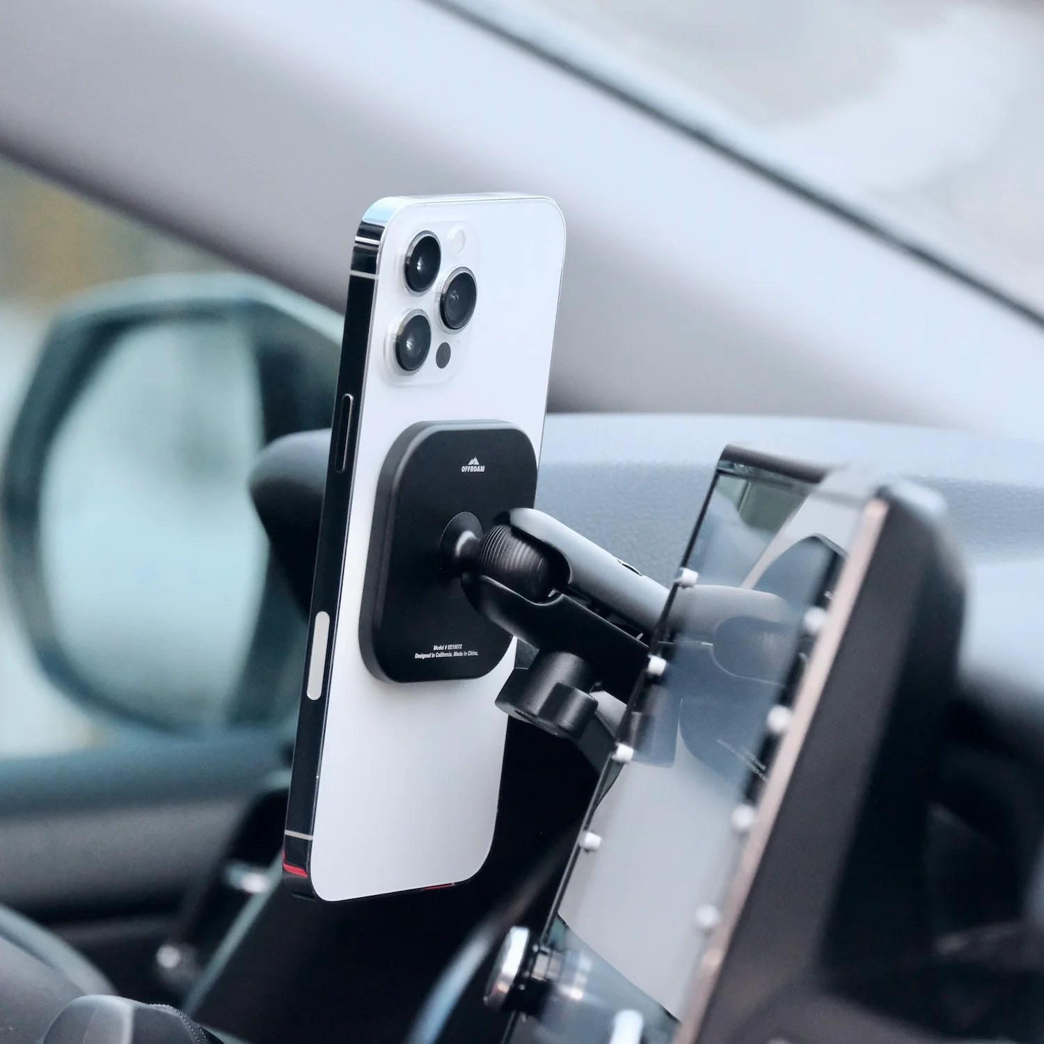 20212024 Toyota Camry Phone Mount with MagSafe OFFROAM