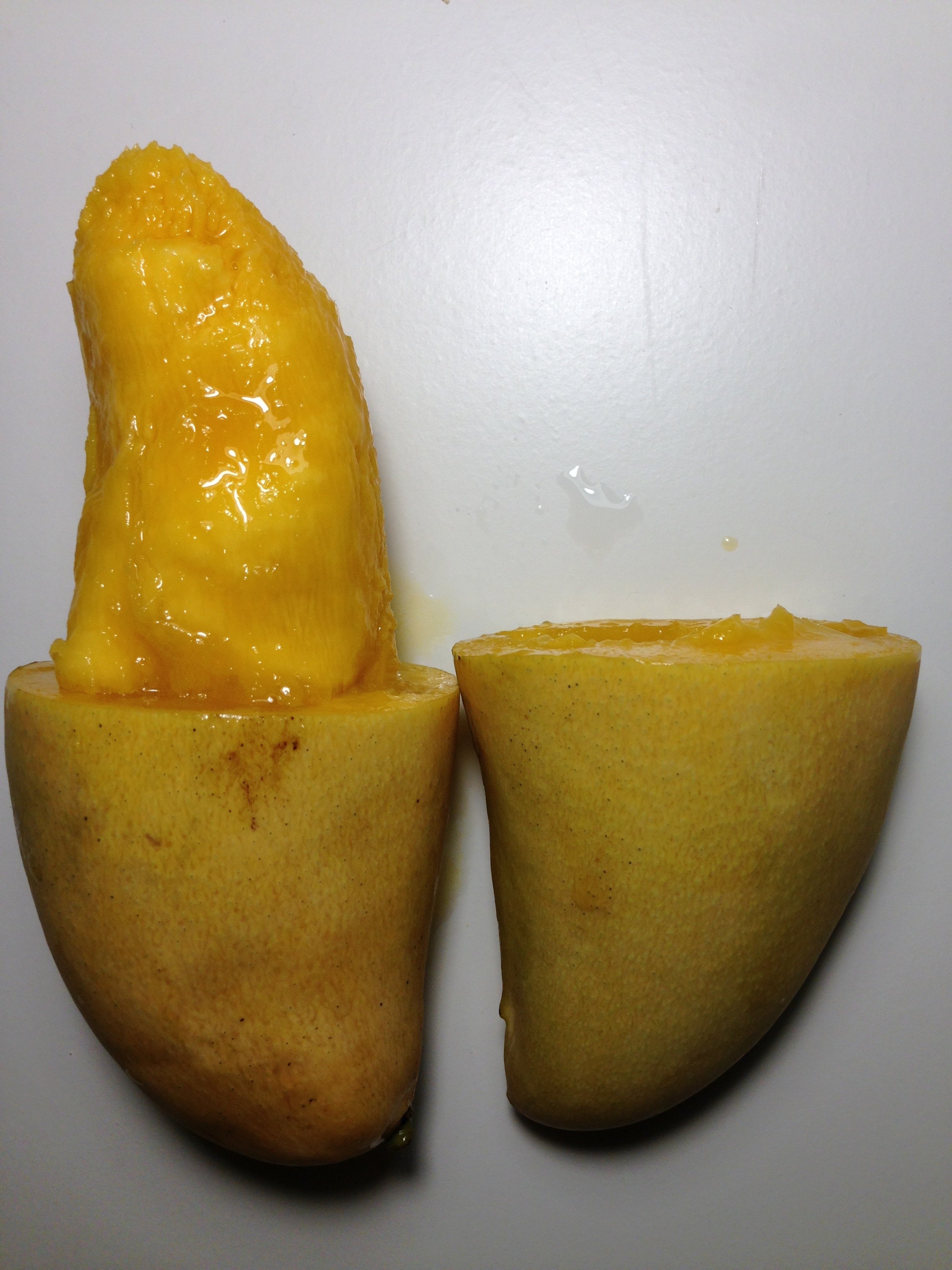 How to Eat Mango