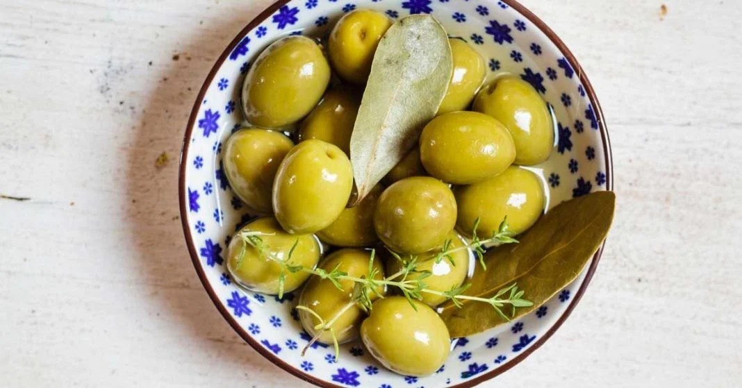 Olives and Gout Exploring the Uric Acid Connection