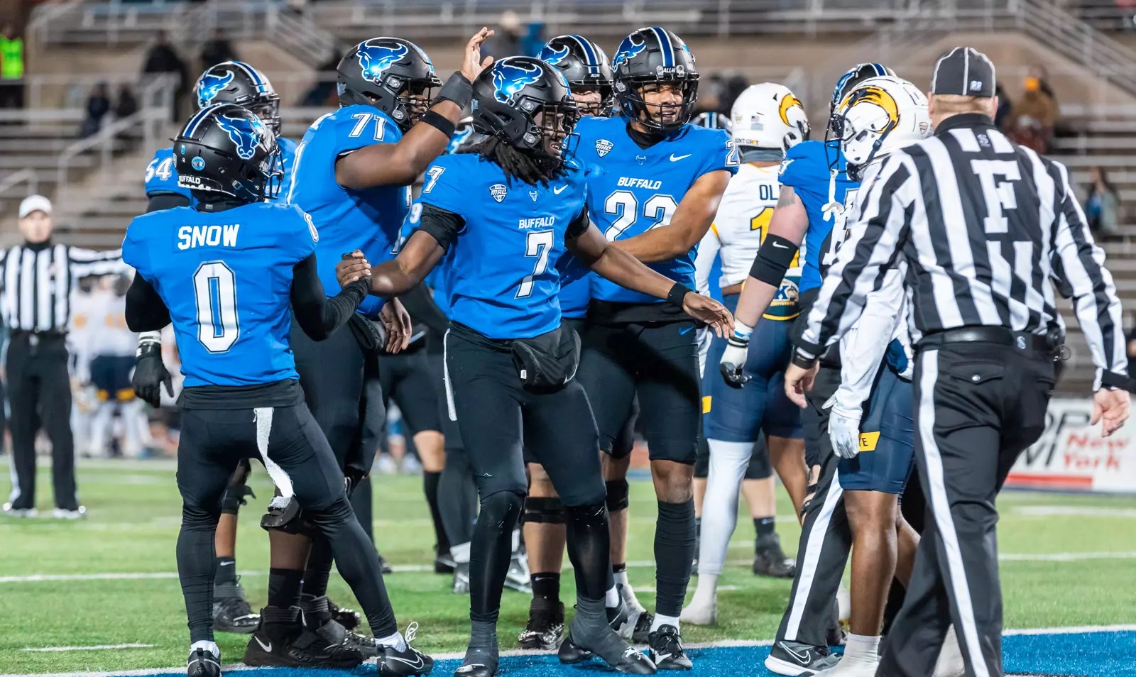 Bulls Face Liberty in Bahamas Bowl on Saturday - Mid-American 