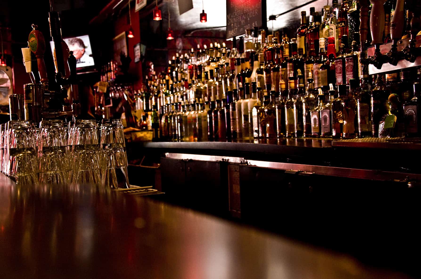 4 Ways to Ensure Your Bar Rocks
