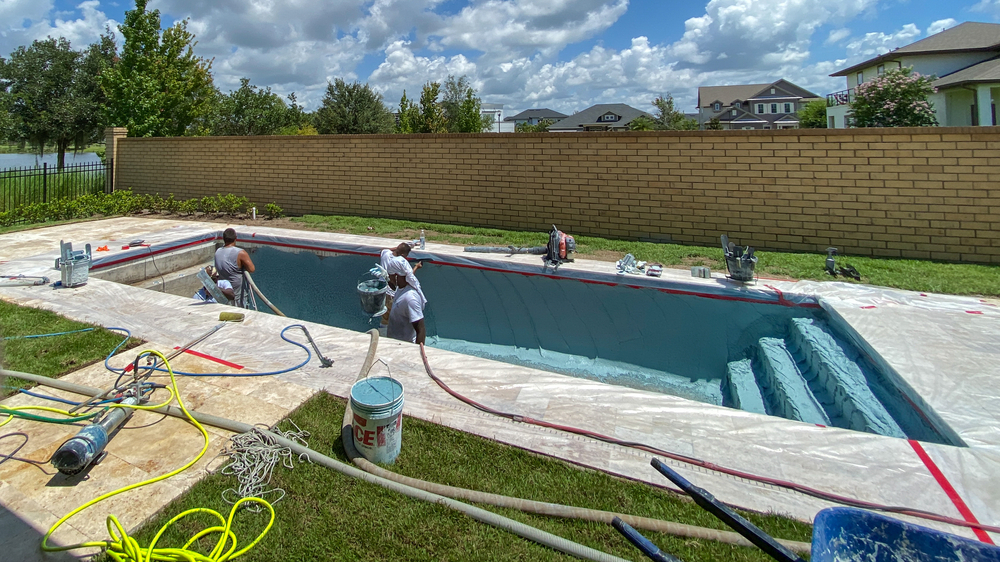 Expert Tips for Choosing the Right Pool Contractor in Sarasota Gettle