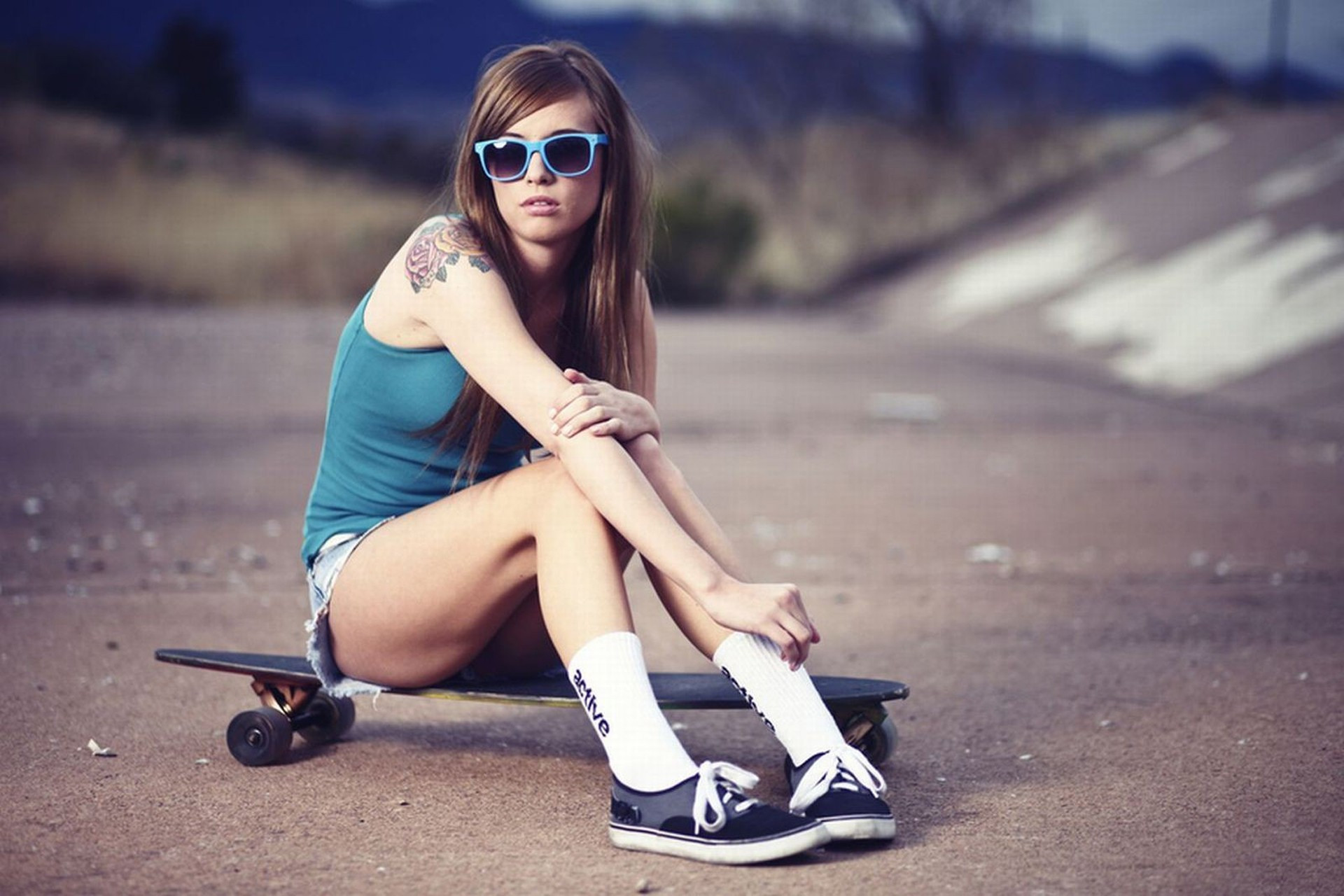 Girl Skateboard Wallpaper (31+ images)