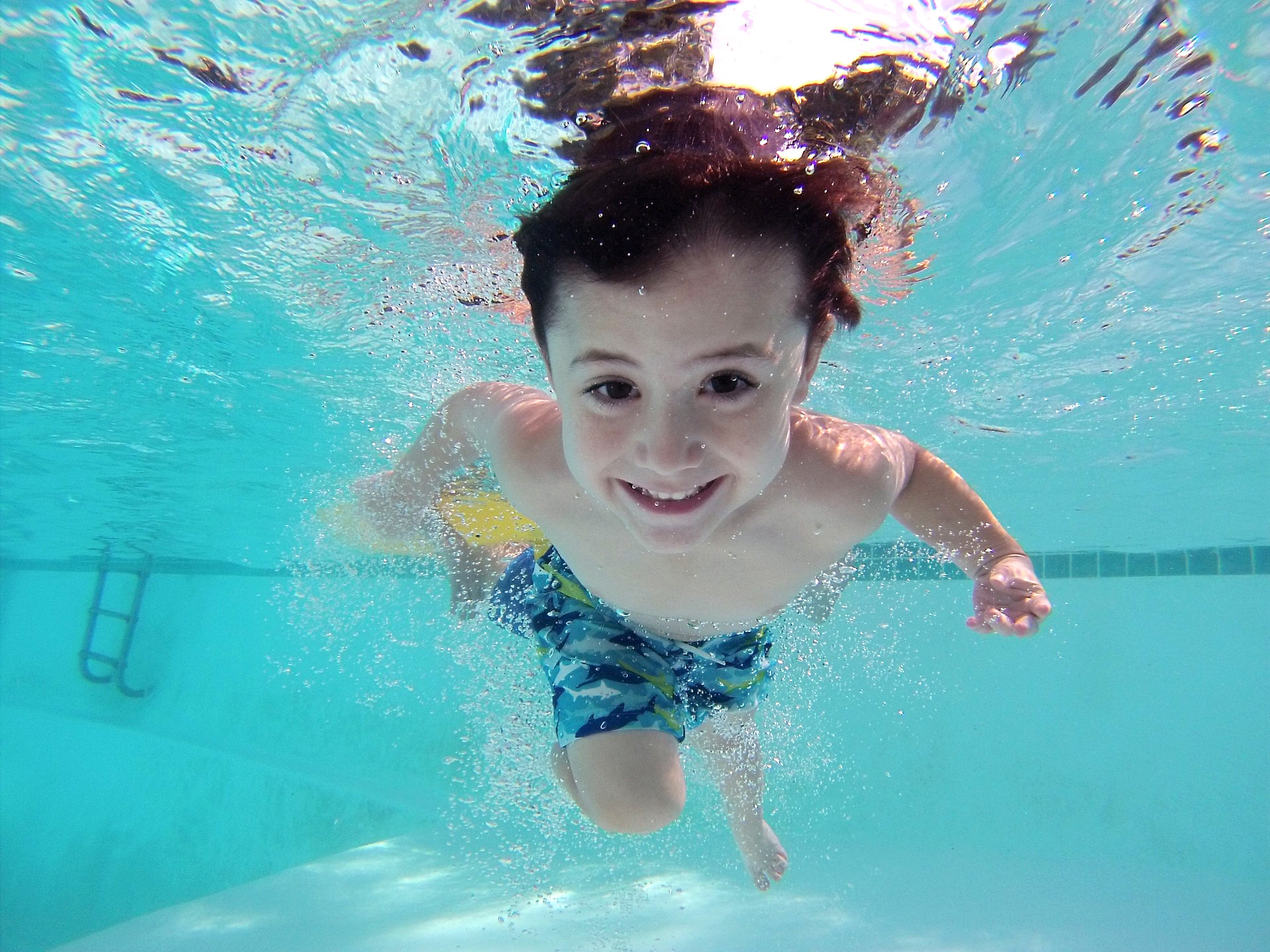 Kids In Swimming Pool Wallpaper (64+ images)