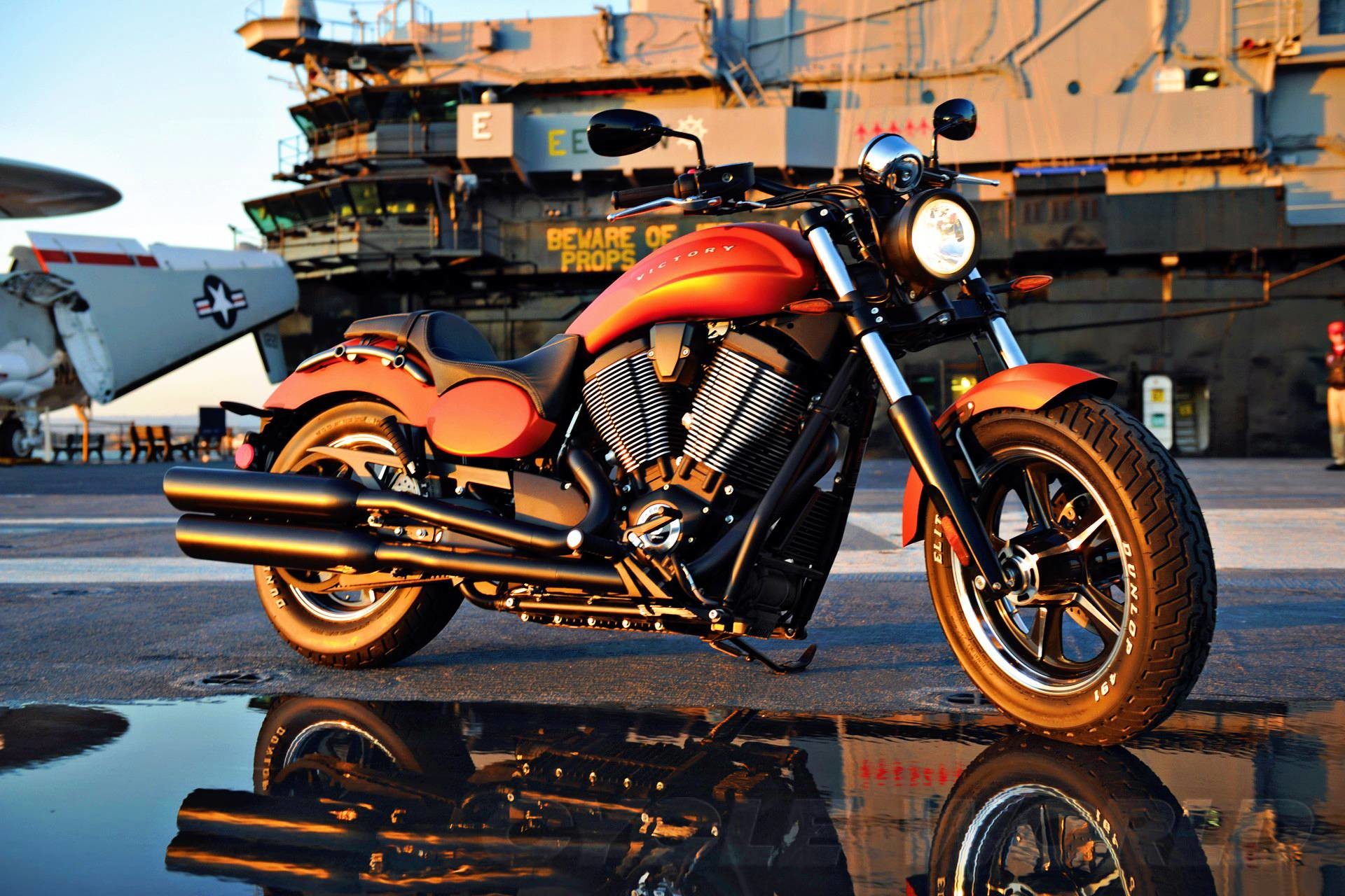 Motorcycle Phone Wallpaper (76+ images)