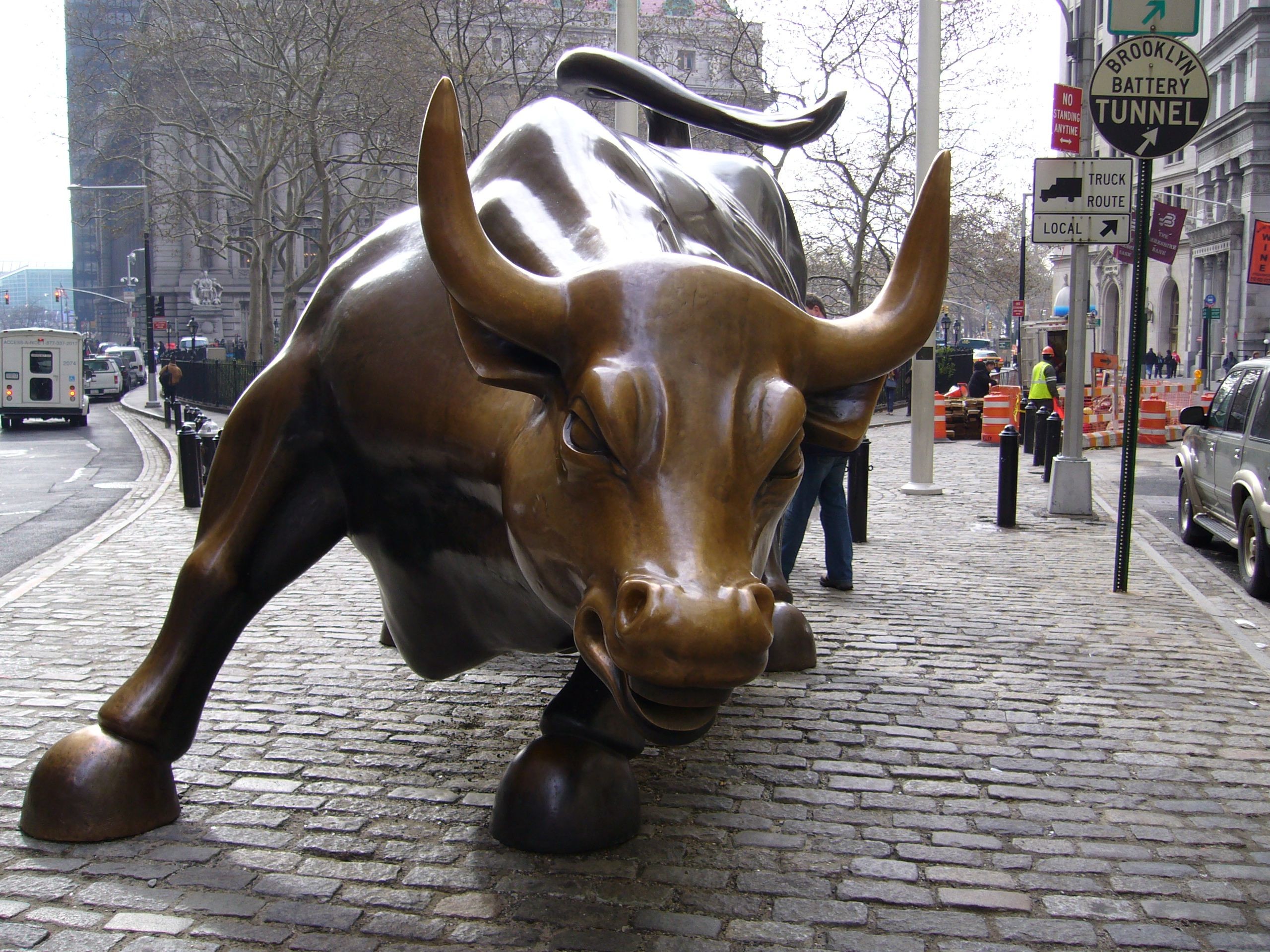 Wall Street Bull Wallpaper (61+ images)